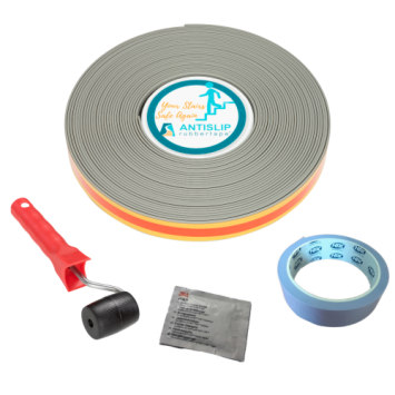 rubber strips trap betongrijs cement