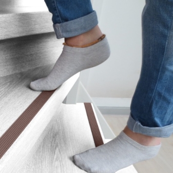 Antislip rubbertape bruin